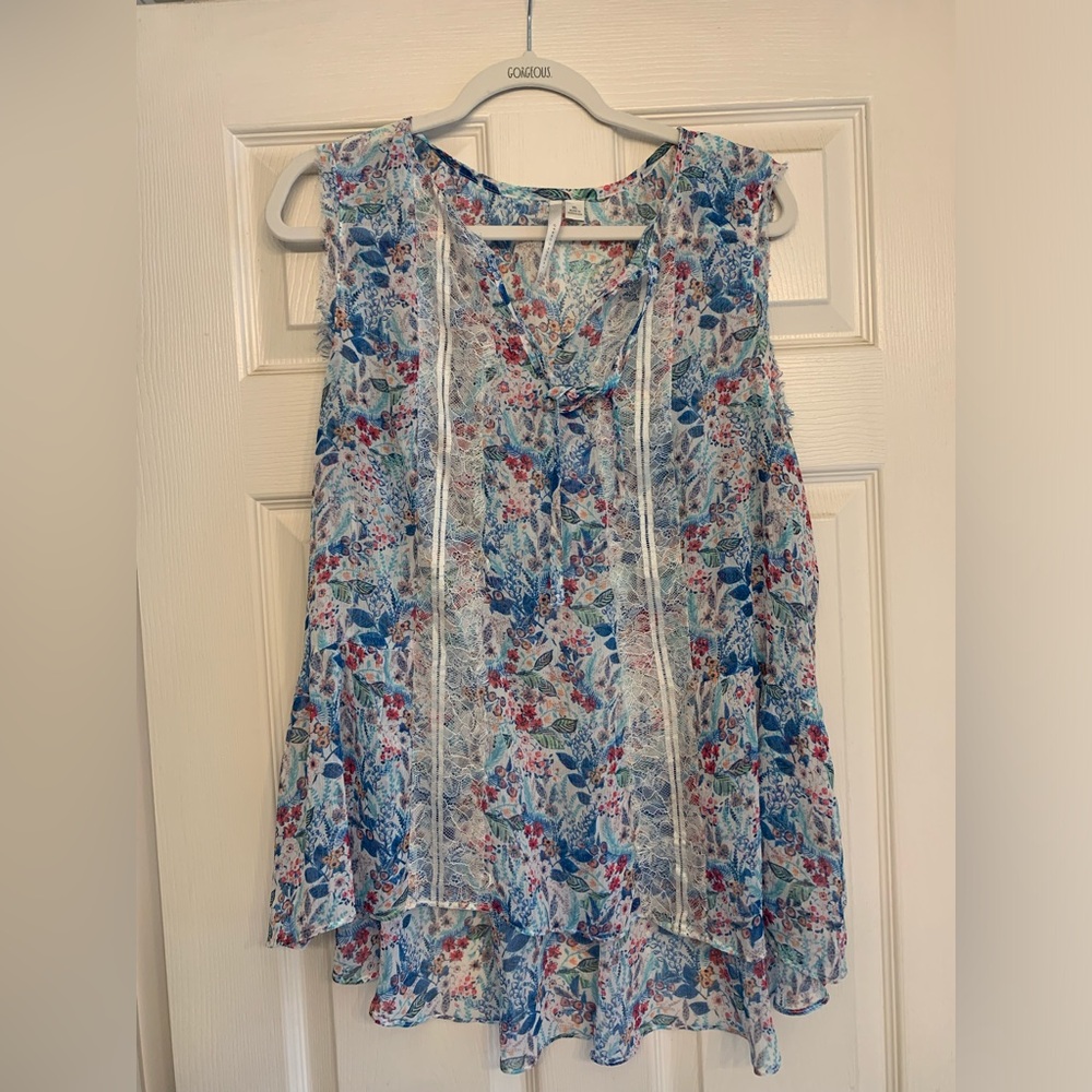 Lauren Conrad sheer floral tunic top